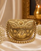 Royal Tassel Gold Clutch